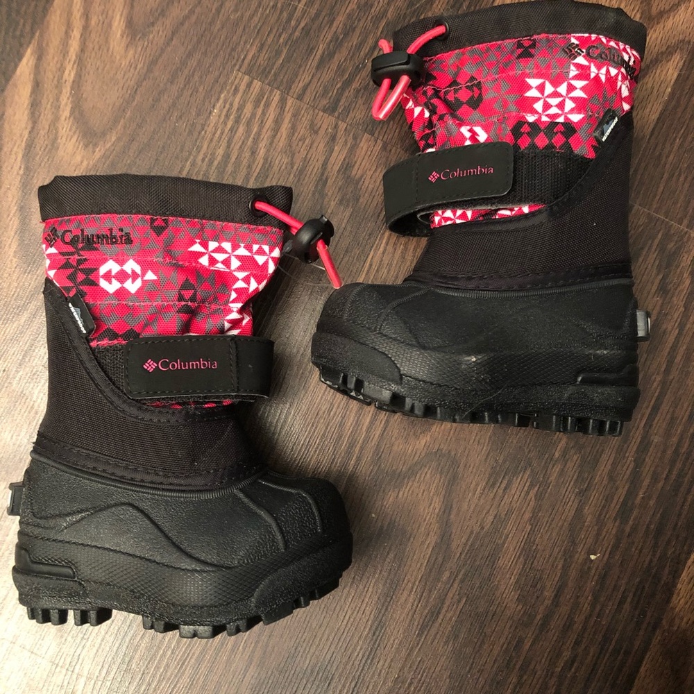 Columbia snow boots
